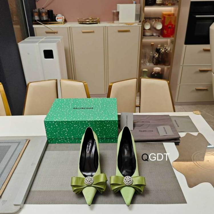 Picture of Balenciaga Shoes _SKUBalenciagasz35-40GDT03011395